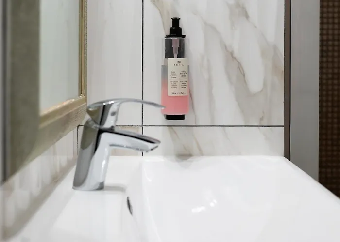 Thomas's Cozy With Breakfast Апартаменты