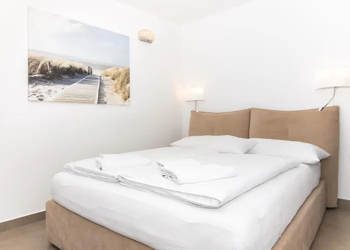 Thomas's Cozy With Breakfast Апартаменты